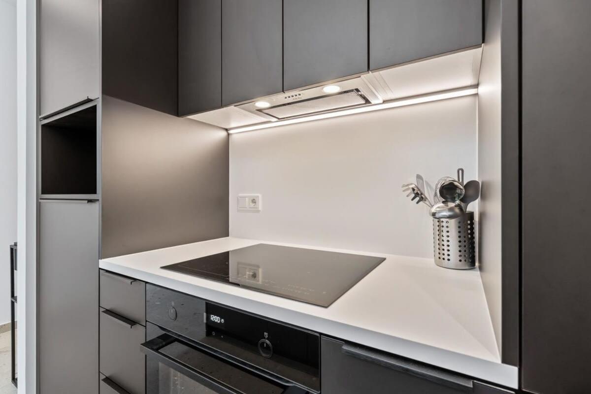 Luxurious 2Br Apt With Balcony In Luxembourg Διαμέρισμα Εξωτερικό φωτογραφία
